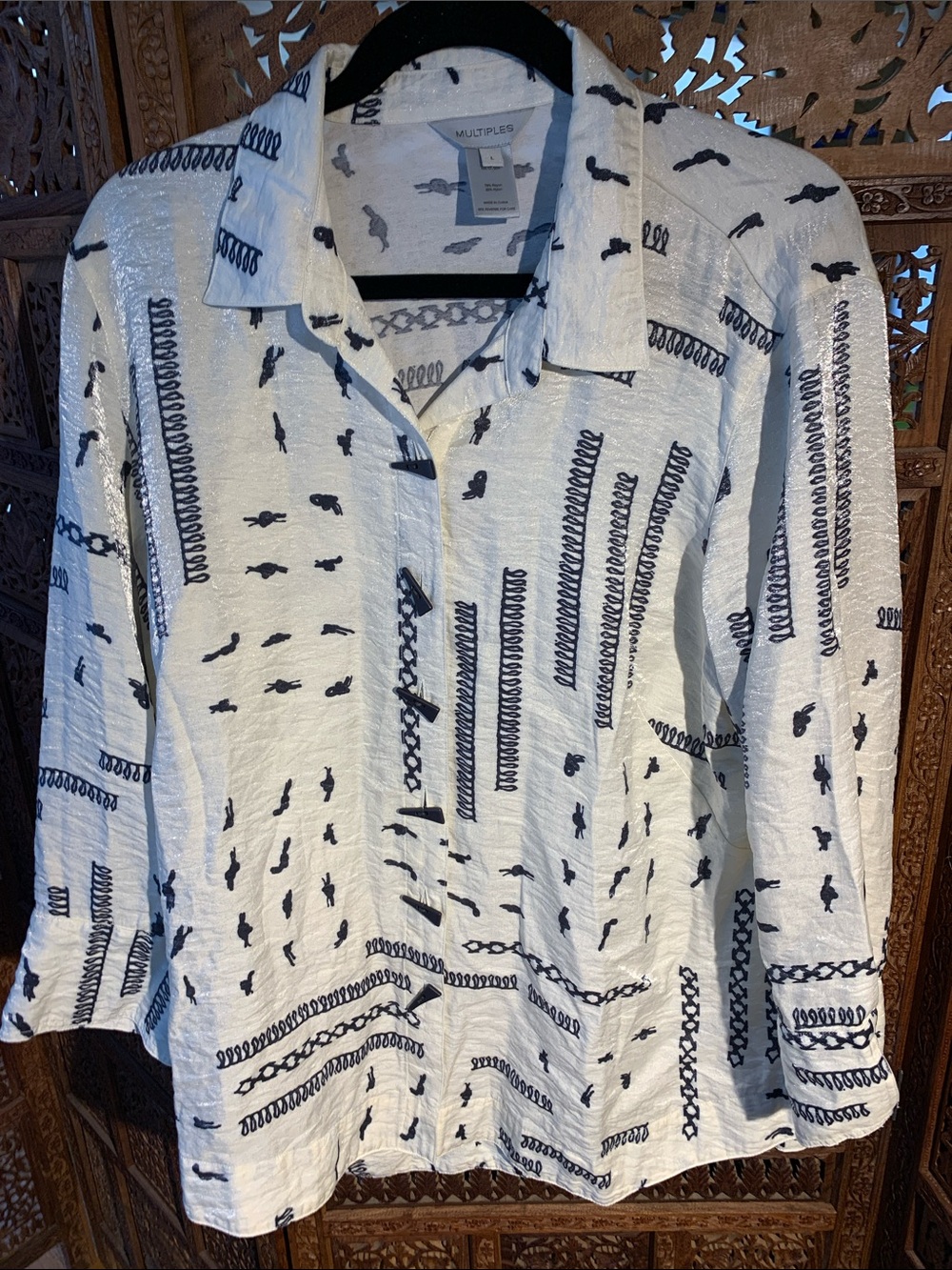 Multiples White Pullover Shirt with Navy Abstract Linear Print